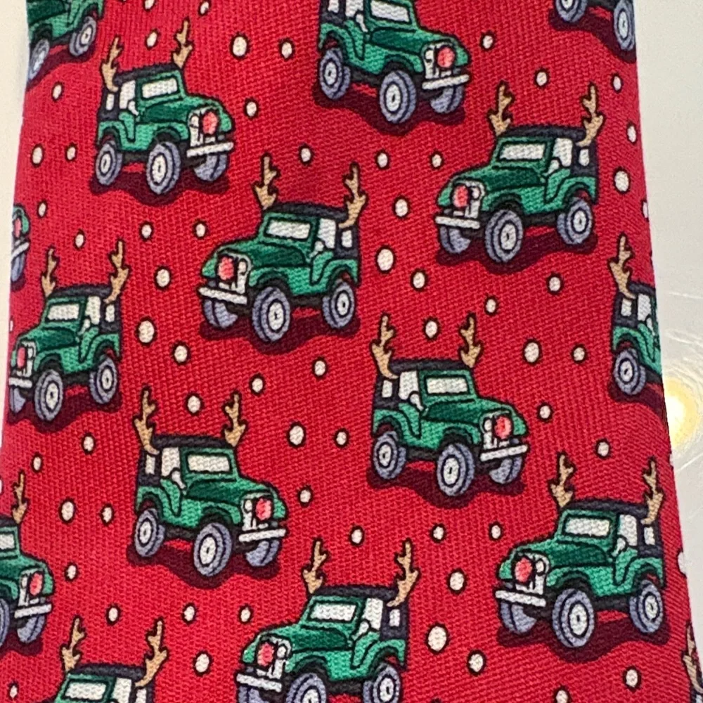 Red and Green Patterned boys Tie